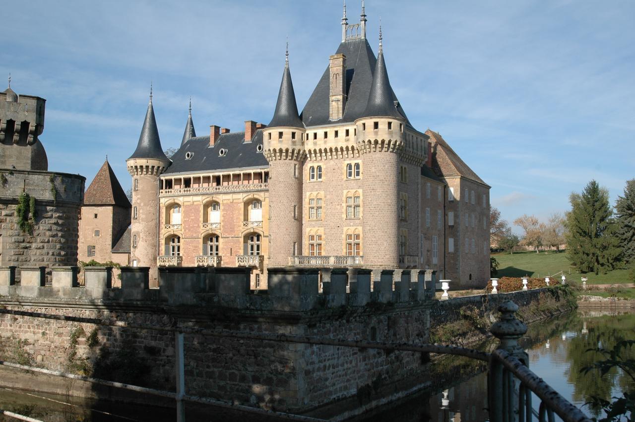 Hotel De Bourgogne La Clayette Eksteriør bilde